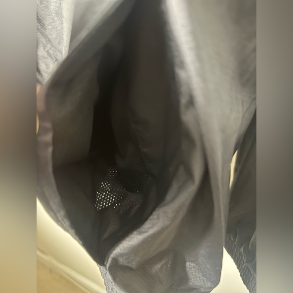 ADIDAS Black w/White Trim Men’s XL Nylon Fully Lined Hooded Windbreaker Jacket - Picture 5 of 12